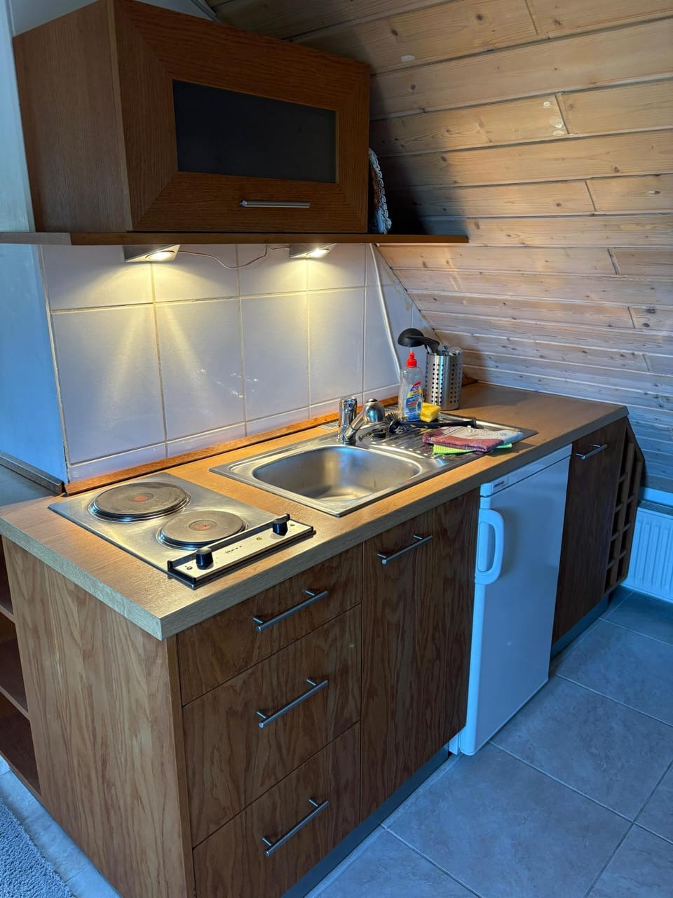 Kitchen or kitchenette
