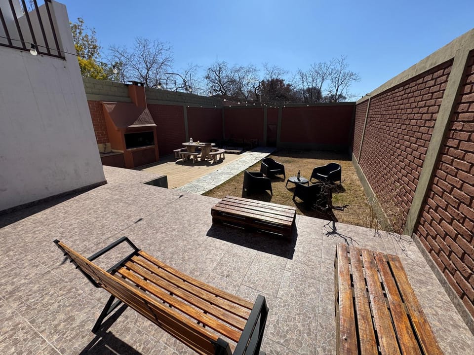 Gran Morada ideal familias y amigos House in Mendoza