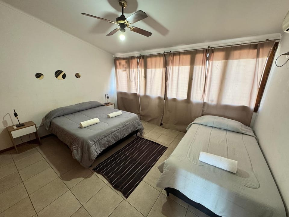 Gran Morada ideal familias y amigos House in Mendoza