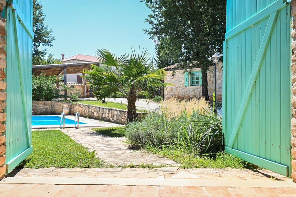 Le Chateau B&B Bed and Breakfast in Istria County