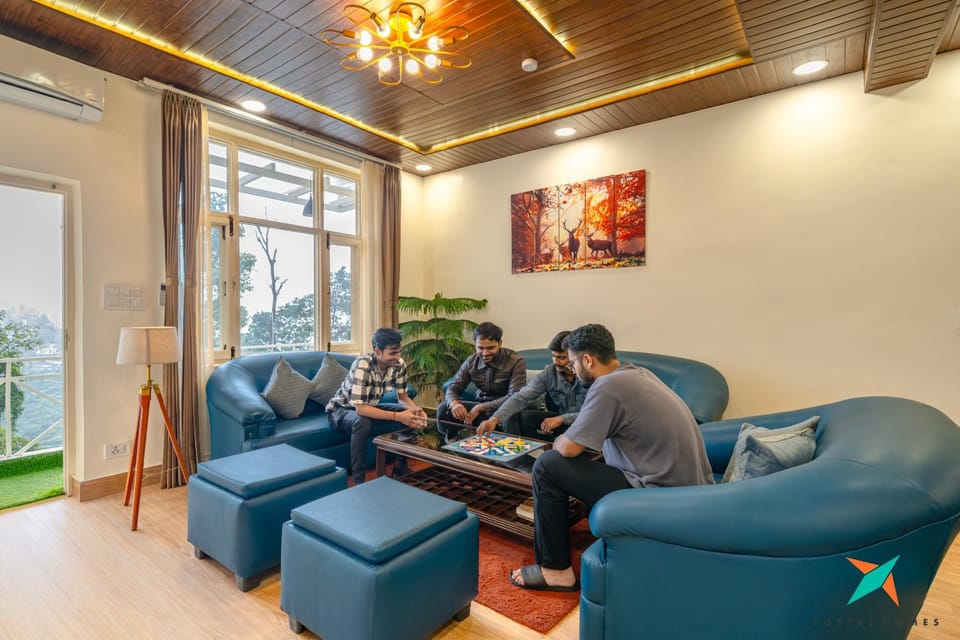 Communal lounge/ TV room, Game Room, Living room