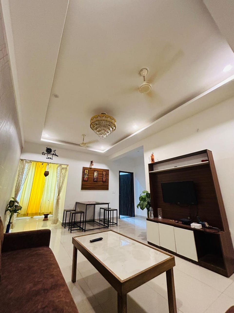 Misty Mountain Escape Apartment in Dehradun