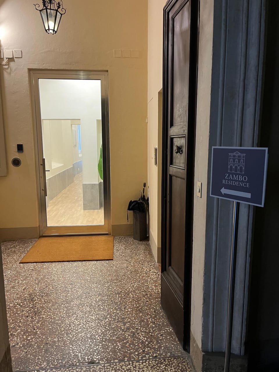 Facade/entrance, Internal: Not applicable to any particular room