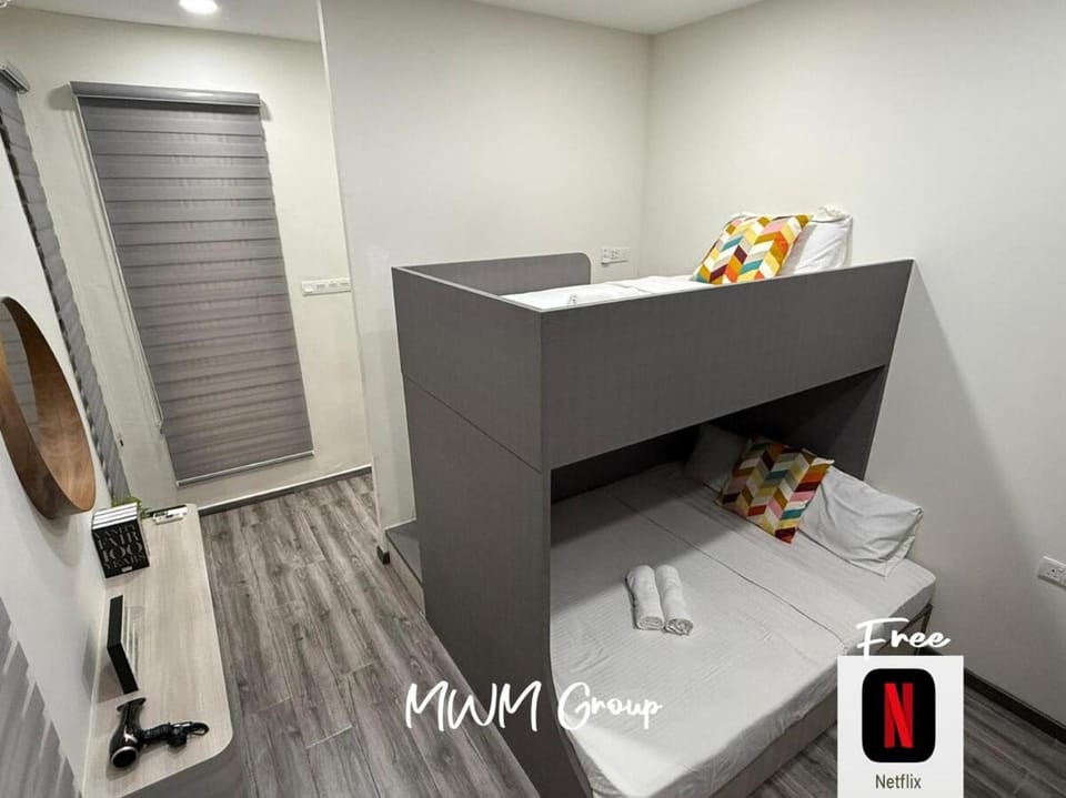 Bed, Bedroom, bunk bed