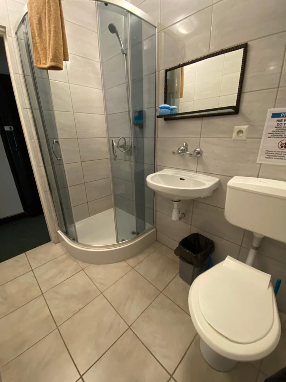 Shower, Bathroom