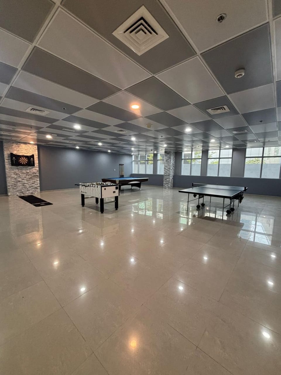 Darts, Game Room, Game Room, Table tennis
