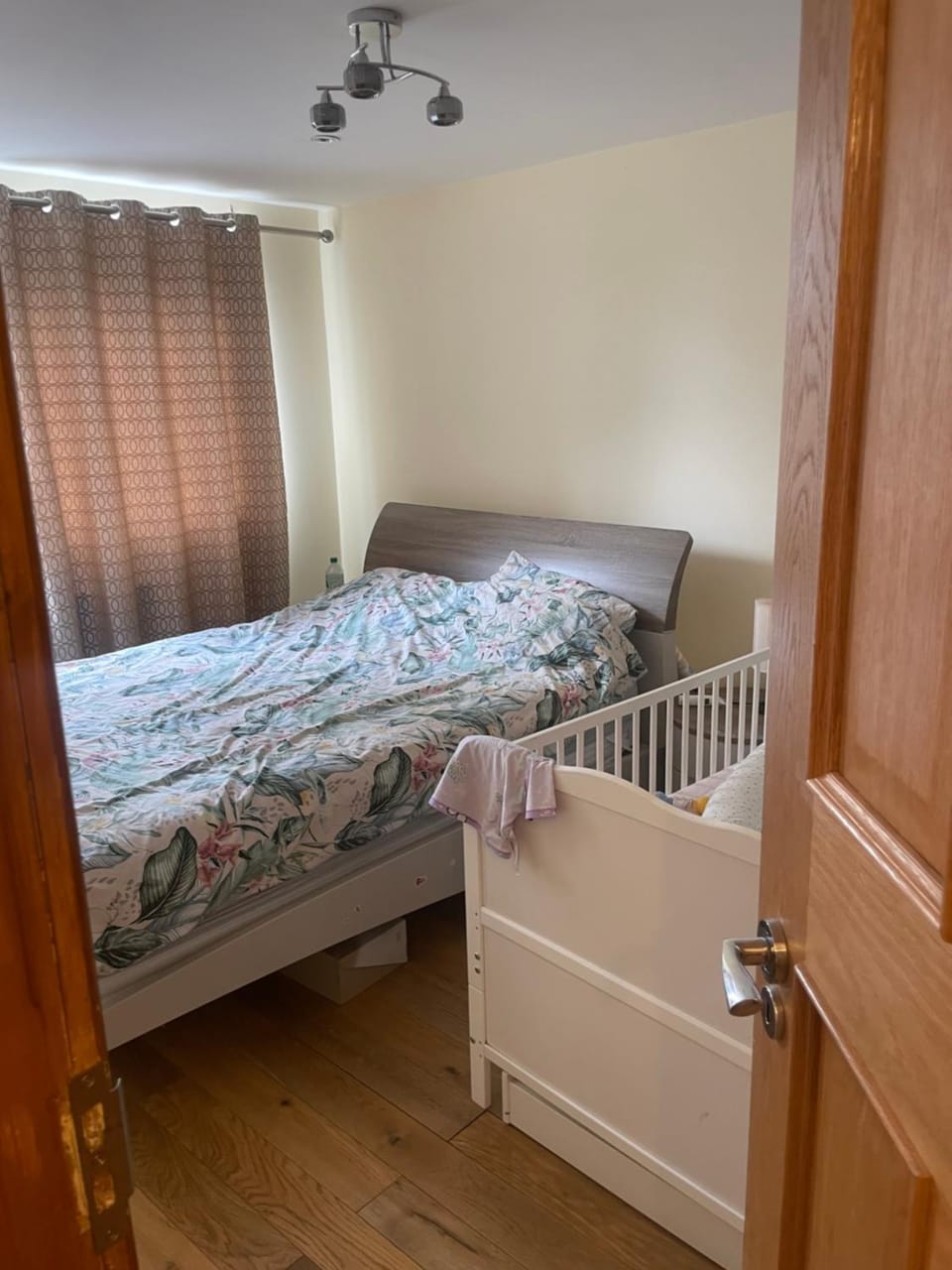 Konesha Apartment in London