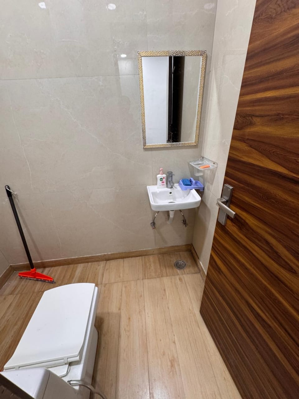 Urban ease homestay Apartment in New Delhi