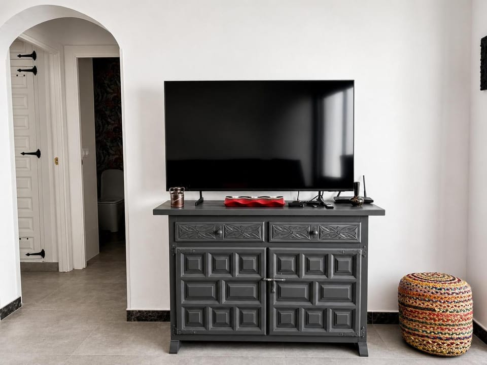 TV and multimedia, internet