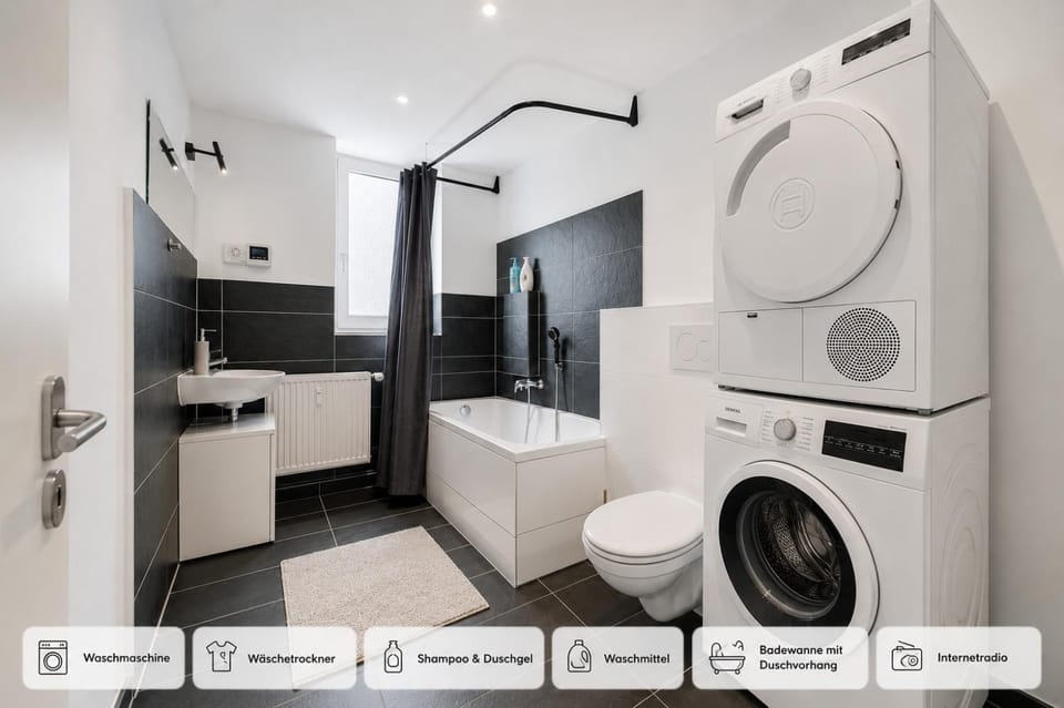 Bathroom, Bath, washing machine, dryer