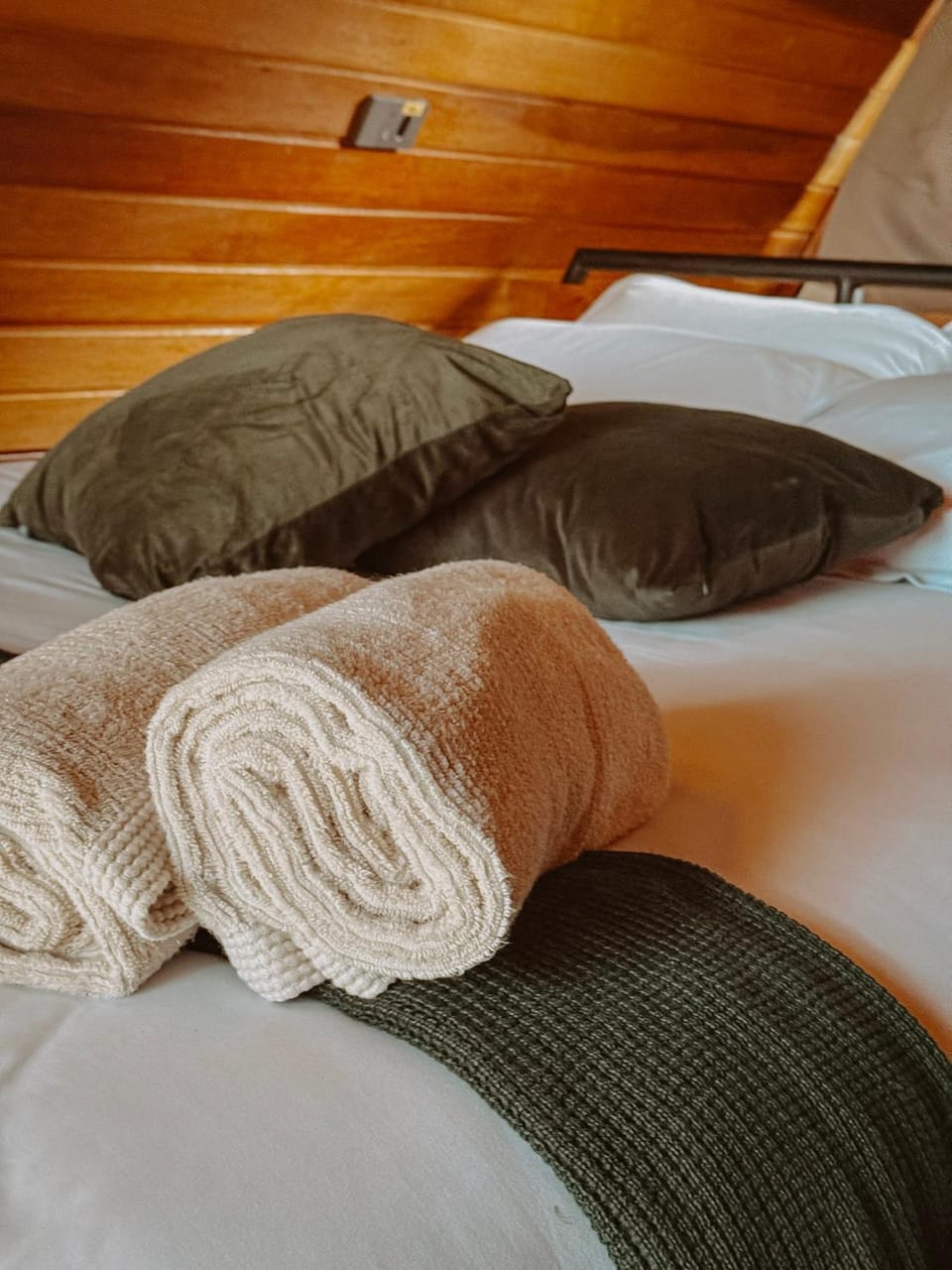 Bed, towels, wedding