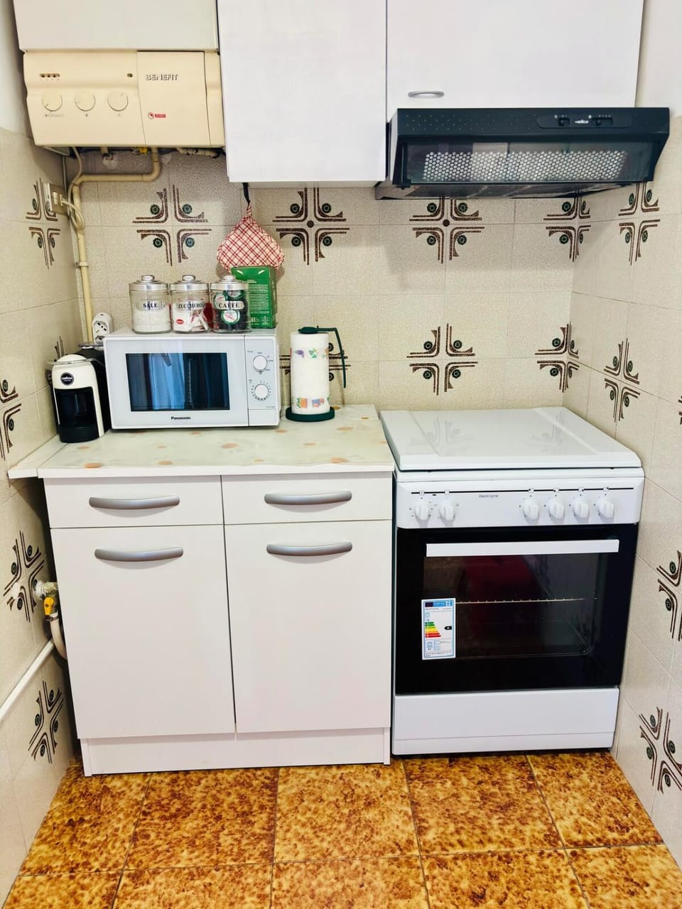 Kitchen or kitchenette, stove