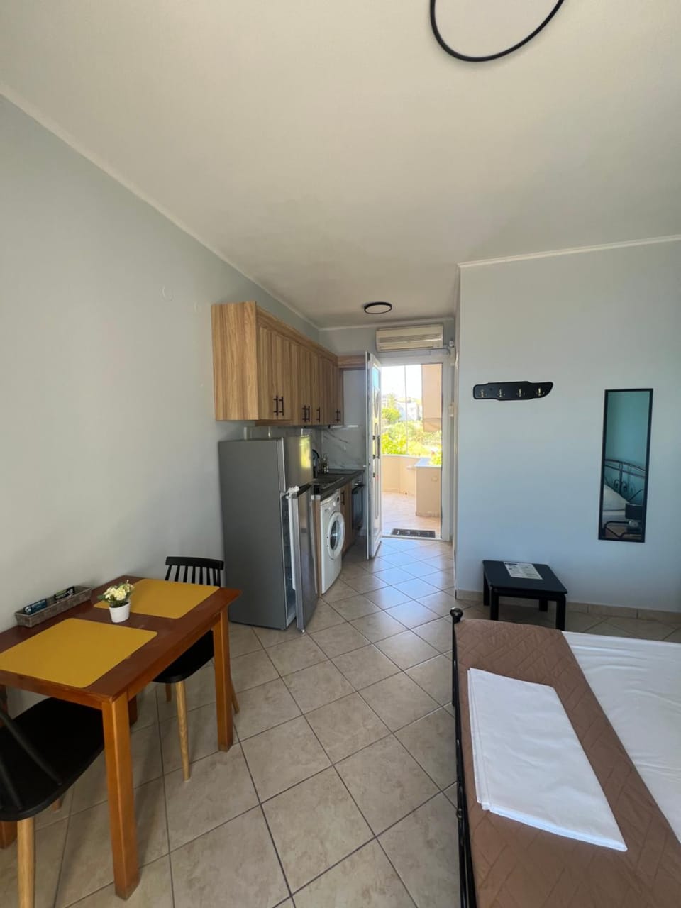 Geomelos Theodoros Apartments ! Apartment in Decentralized Administration of the Aegean