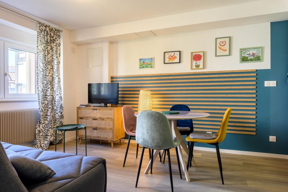Property building, Living room