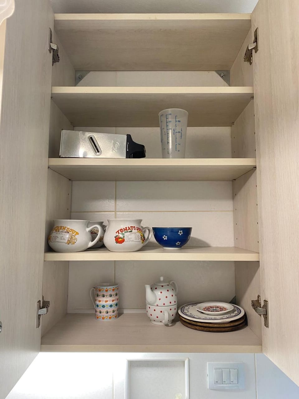 Coffee/tea facilities, Kitchen or kitchenette