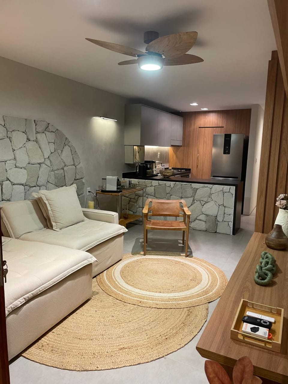 Kitchen or kitchenette, Living room
