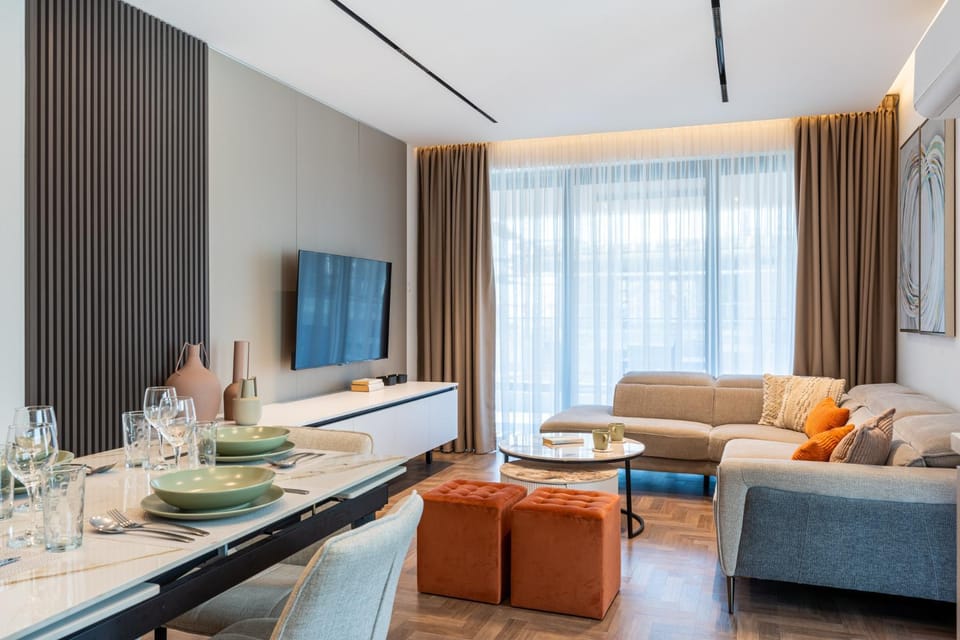 Living room, Seating area, Dining area