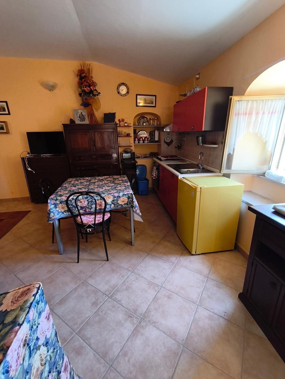 Property building, Living room