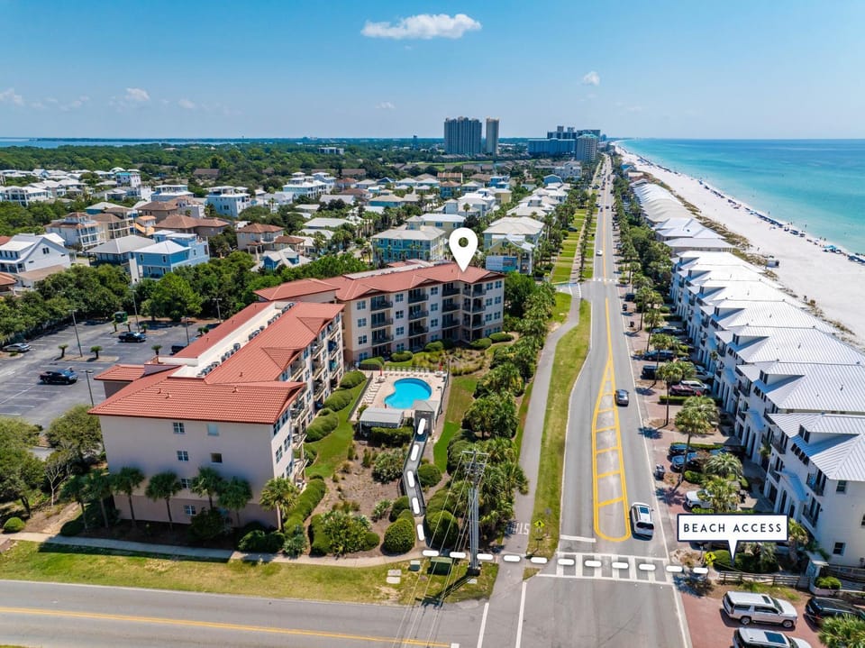 Emerald Waters 309- Sea'n Blue- Pool and Hot Tub House in Miramar Beach