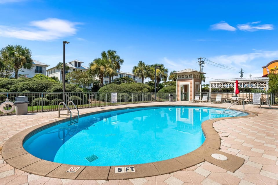 Emerald Waters 309- Sea'n Blue- Pool and Hot Tub House in Miramar Beach