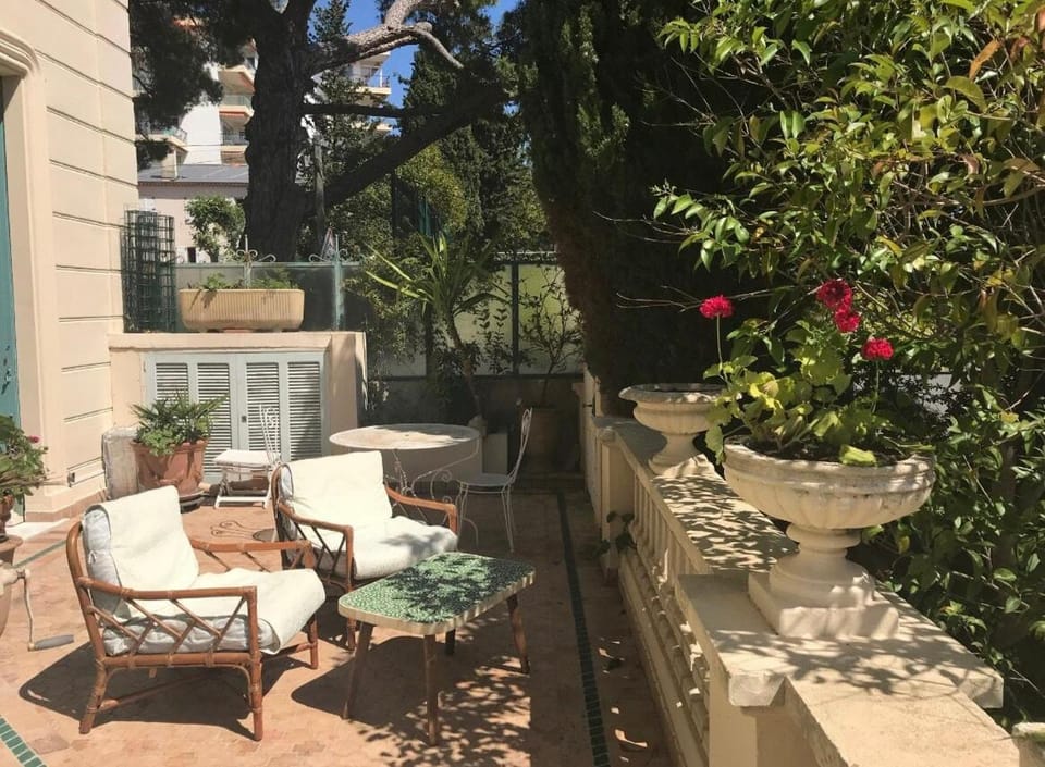 Balcony/Terrace, Garden view