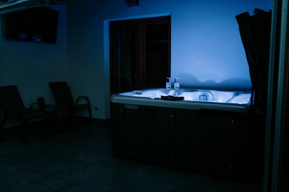 Hot Tub