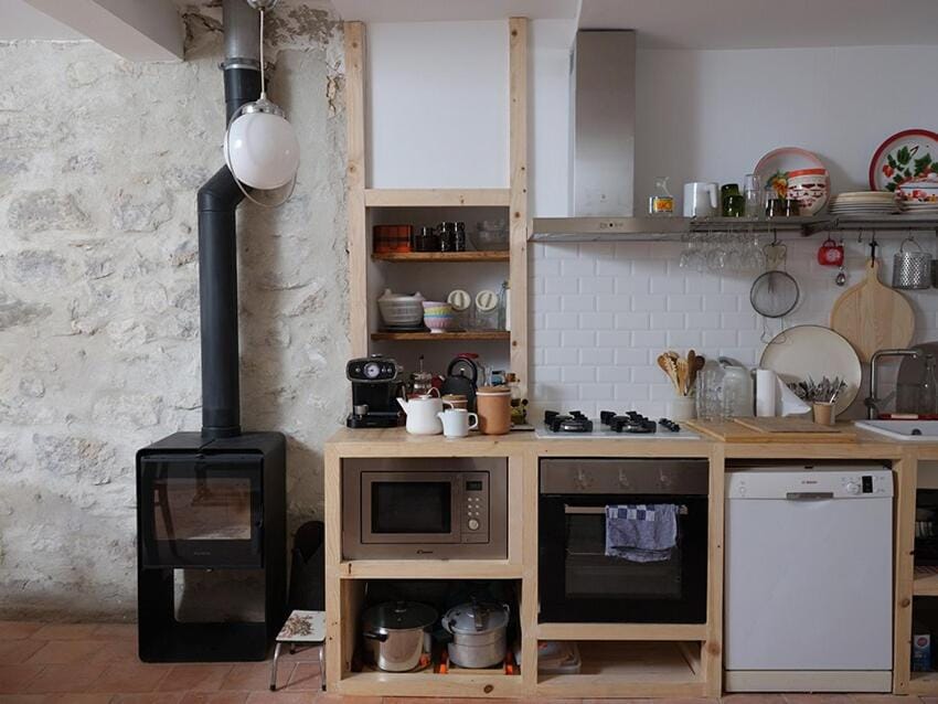 Kitchen or kitchenette