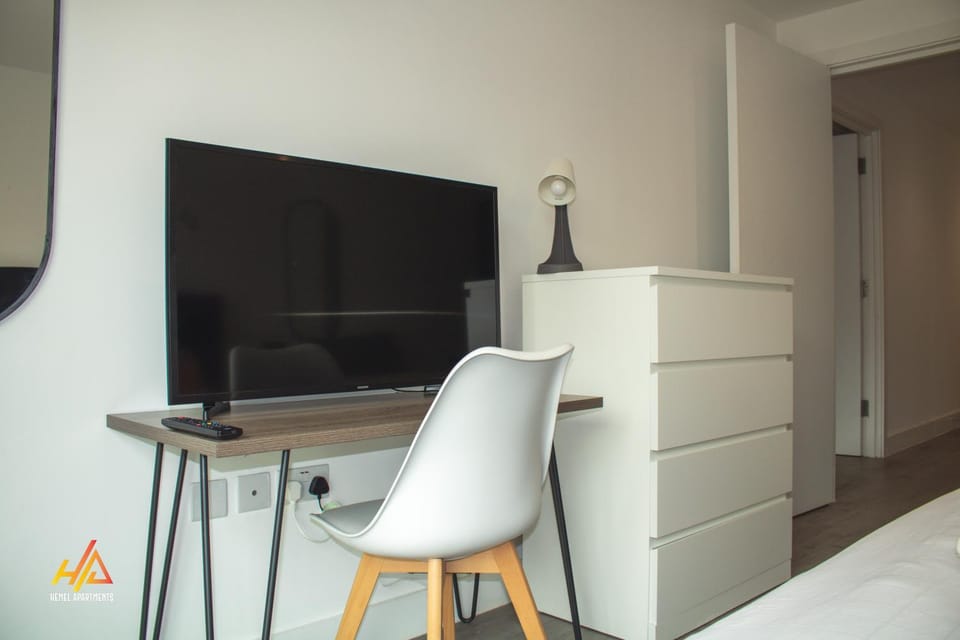 Stylish Urban Escape Apartment in Hemel Hempstead