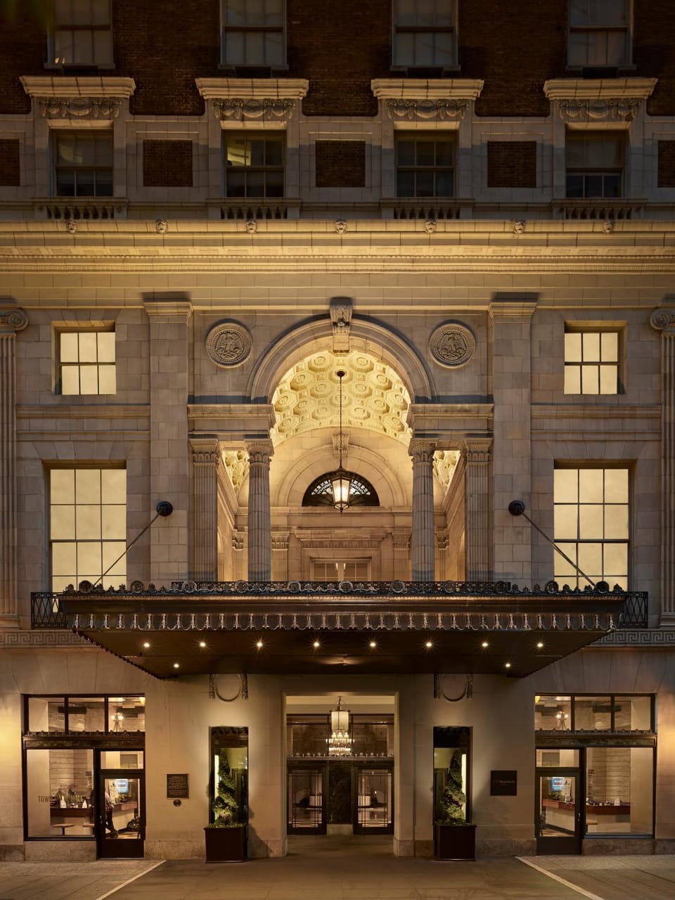Property building, Facade/entrance, Night, Landmark view
