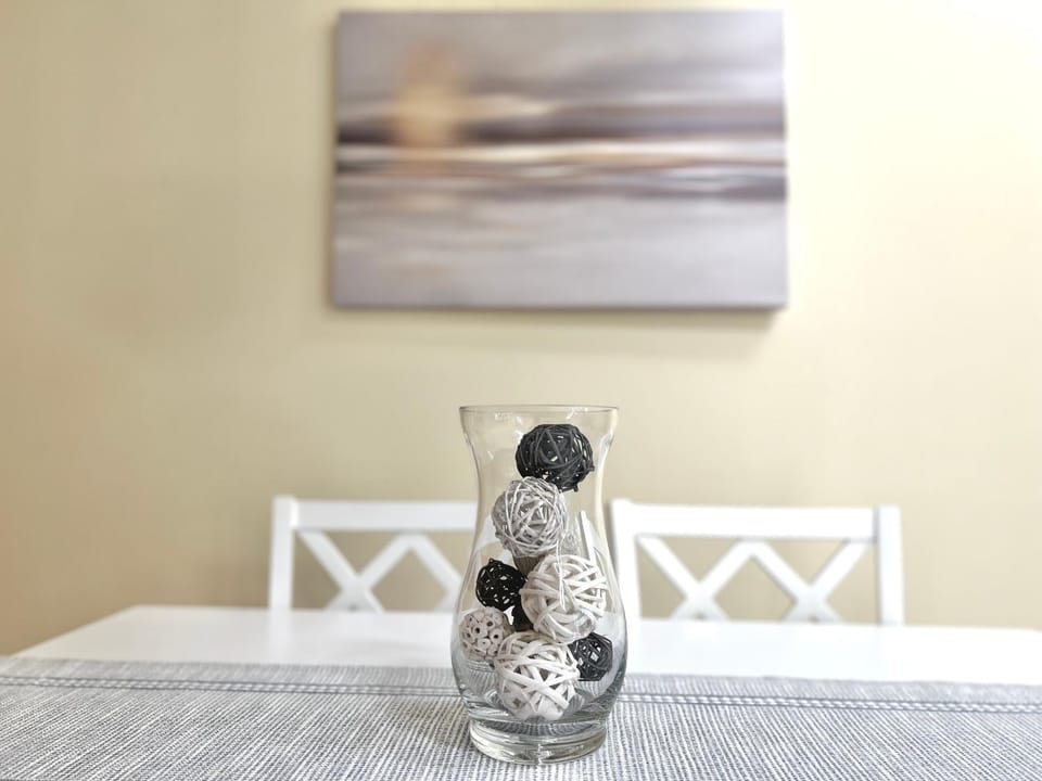 Decorative detail, Dining area