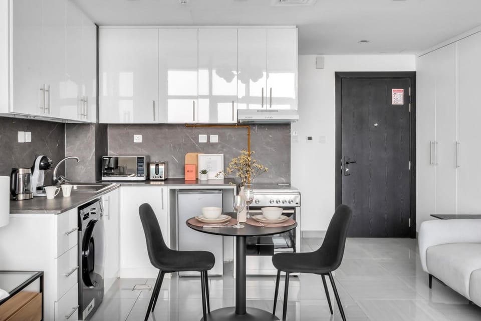 GuestReady - Stylish l High Floor Studio Apartment in Dubai