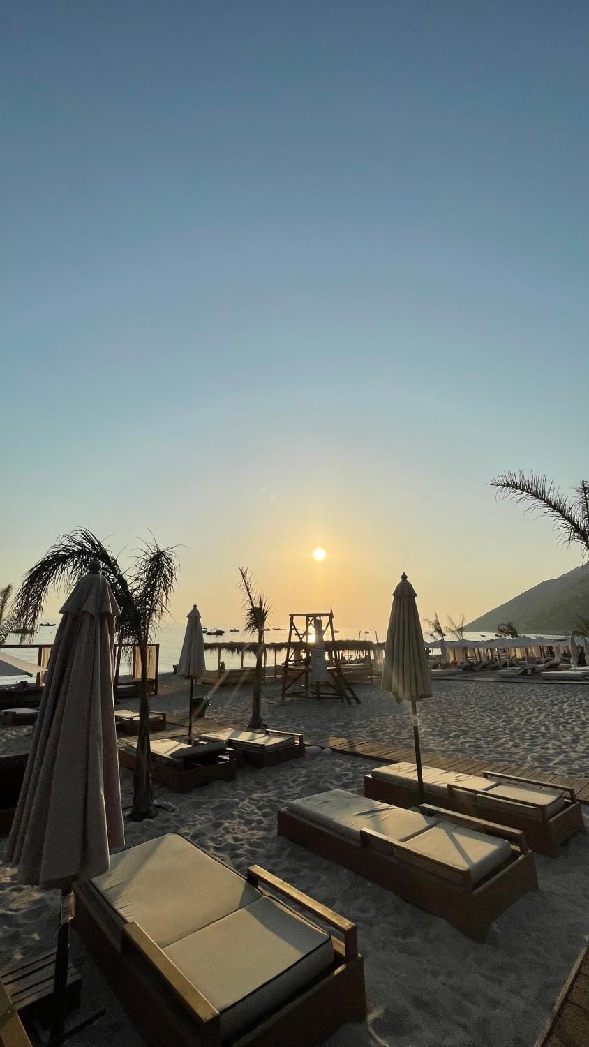 Natural landscape, Sea view, Sunset, sunbed