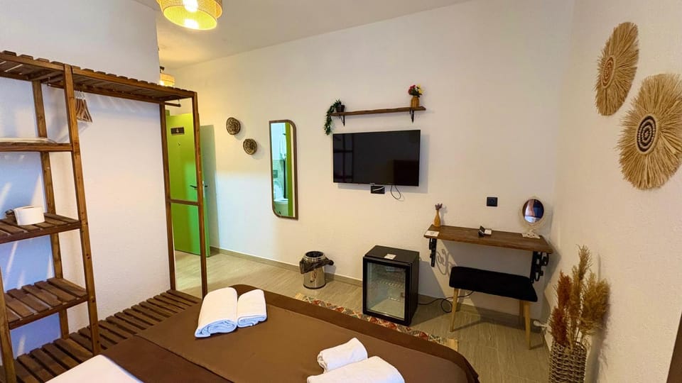 Mlinova Küçükköy Hotel in İzmir Province