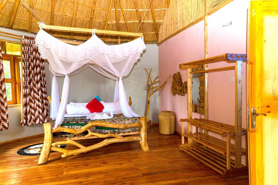 Photo of the whole room, Bedroom