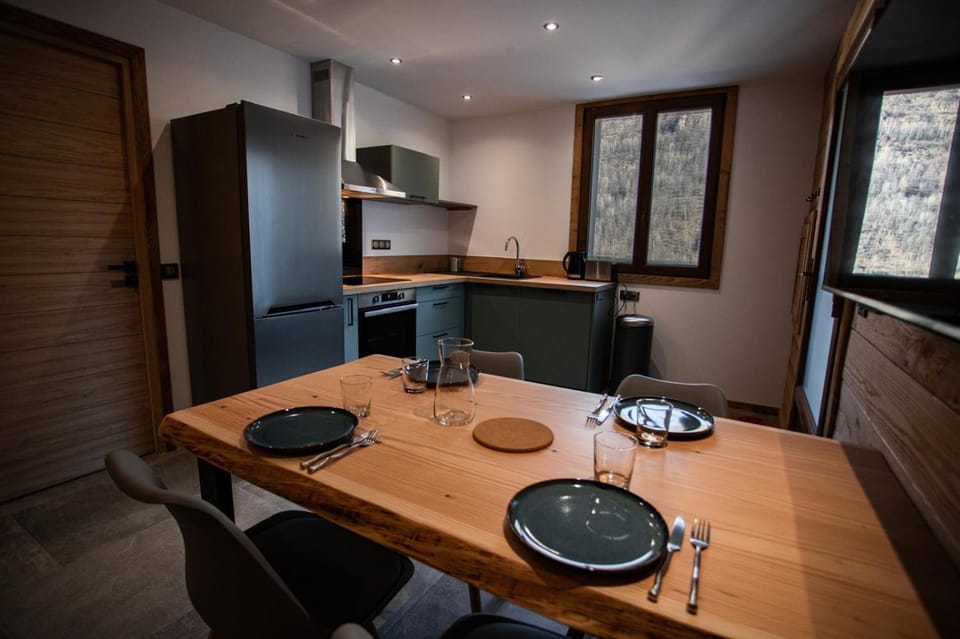 Appartement dans le Mercantour - accès PMR - Apartment in Saint-Étienne-de-Tinée