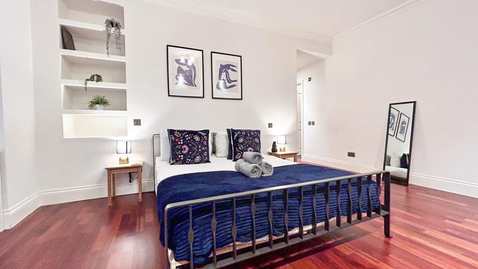 Bed, Decorative detail, Seating area, Bedroom, heating, internet, storage, towels, wardrobe