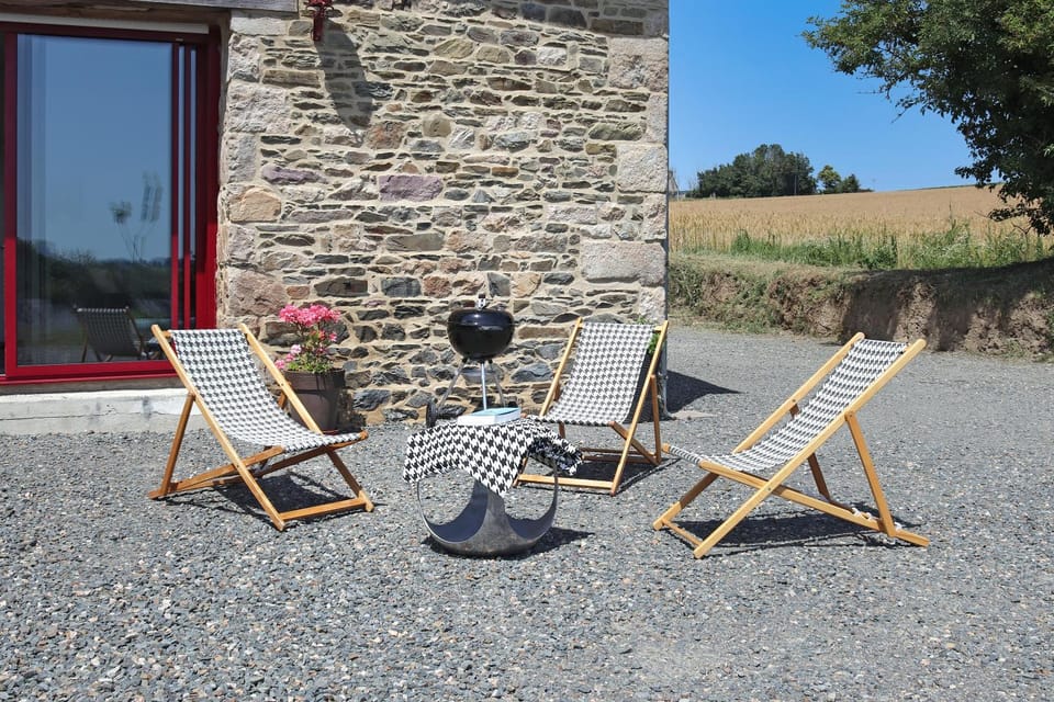 Patio, BBQ facilities, sunbed