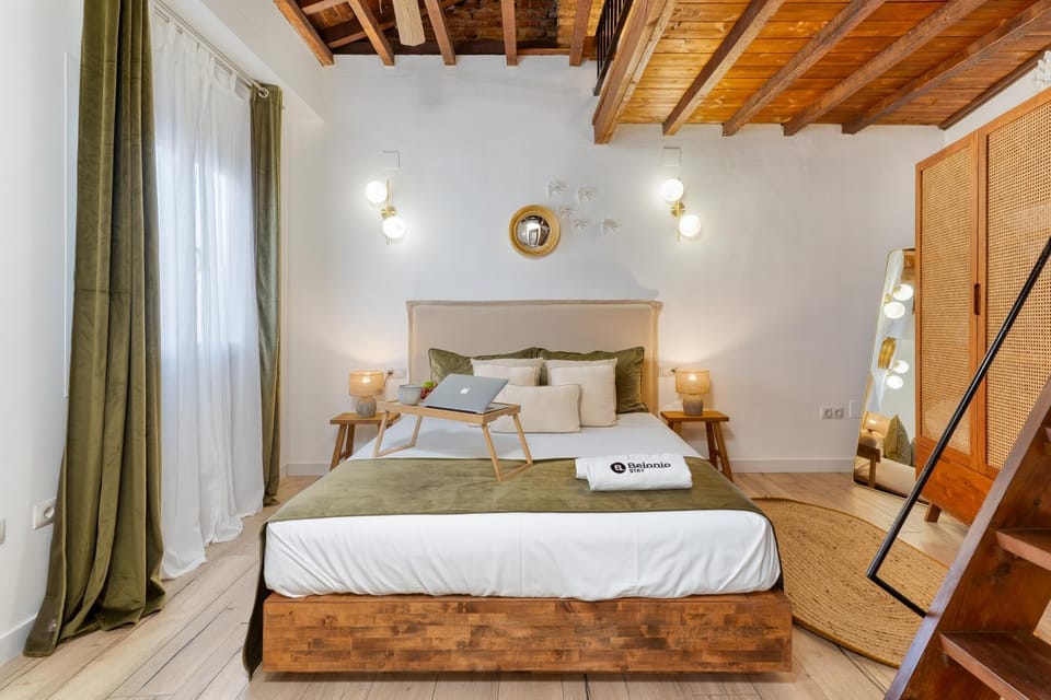 Bed, Photo of the whole room, Bedroom, towels, wardrobe, air conditioner