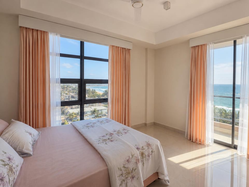 Bed, Bedroom, City view, Sea view