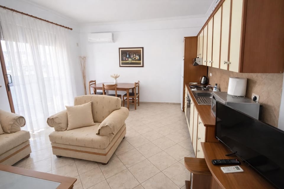 Melina's Apartament Close To The Beach Apartment in Tirana County, Albania