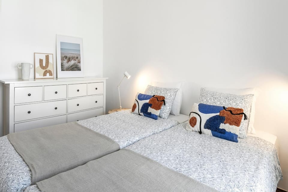Living room, Bedroom