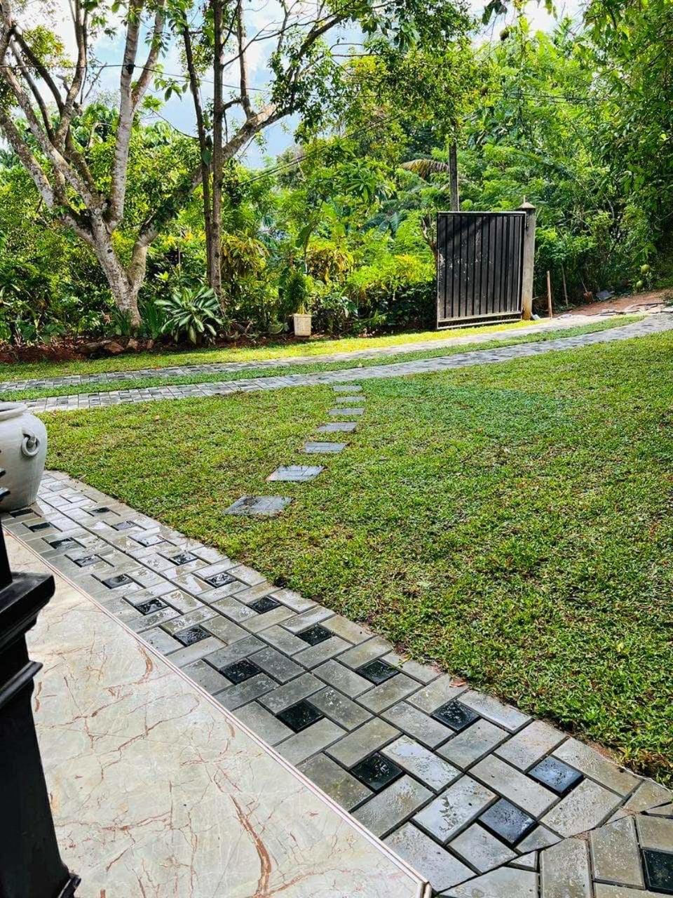 Sith Meadow View Bungalow House in Central Province