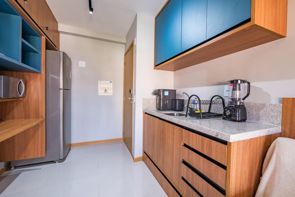 Coffee/tea facilities, Kitchen or kitchenette, stove, toaster