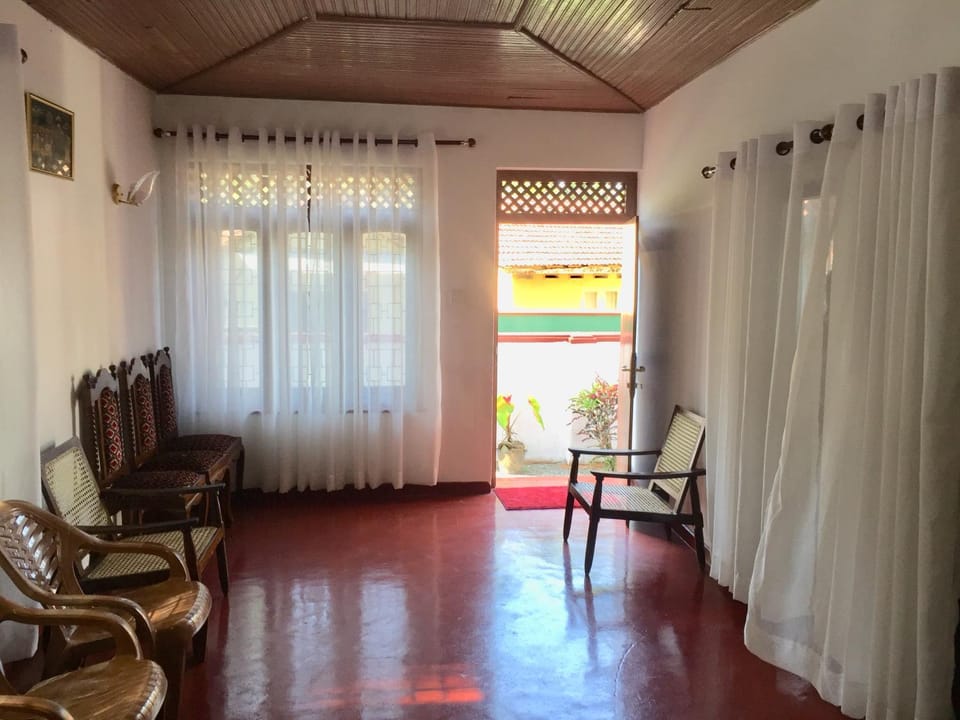 La Casa House in Ahangama