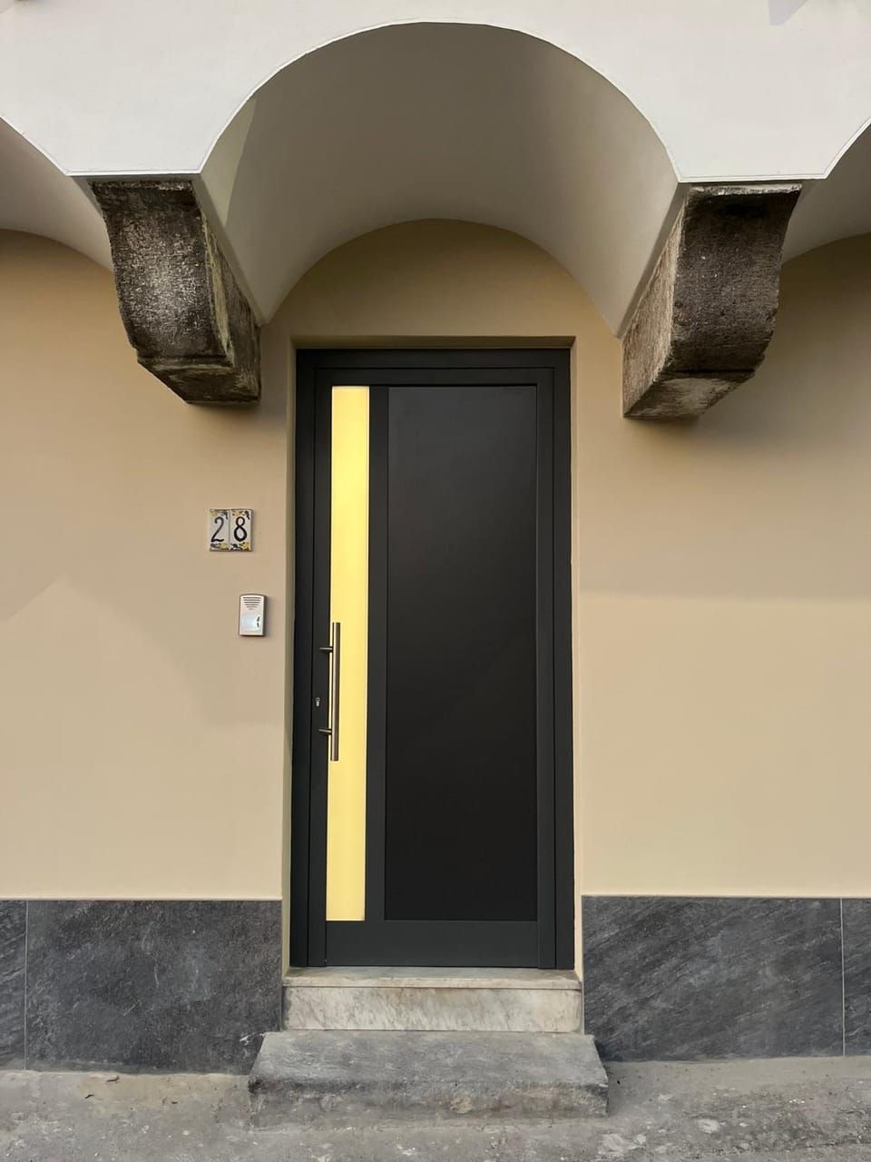 Facade/entrance