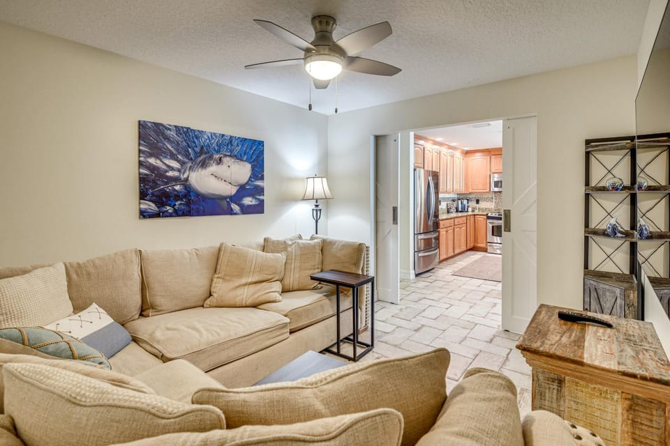 Direct Beach Access: NSB Condo w/ Community Perks House in New Smyrna Beach