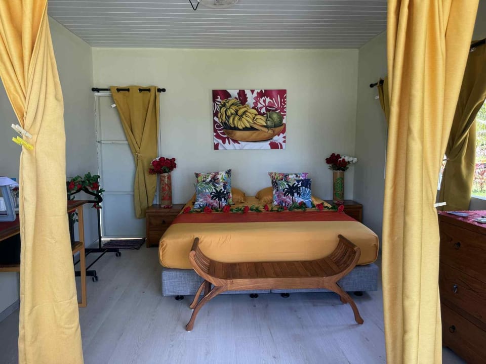 Te Fati Faniu Lodge Campground/ 
RV Resort in Bora-Bora