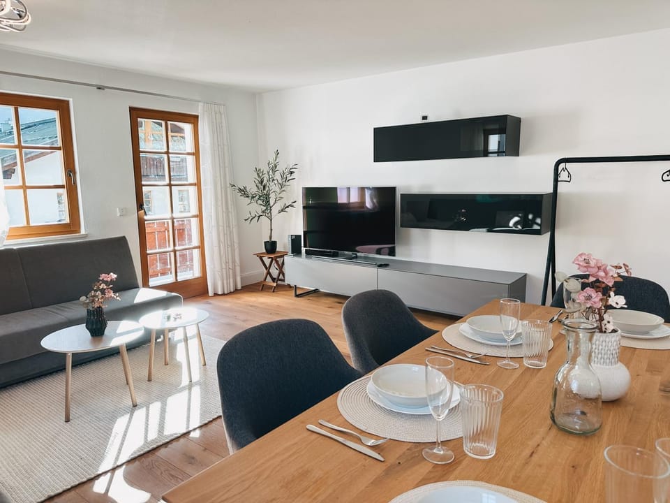 TV and multimedia, Living room