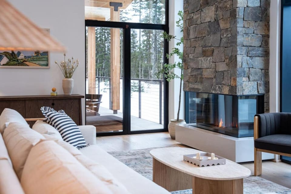 Facade/entrance, Living room