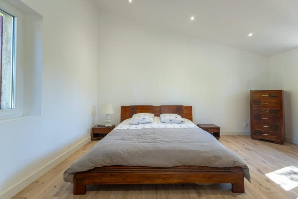 Appartement sur Domaine Aix - Piscine Tennis - Mozart Apartment in Aix-en-Provence